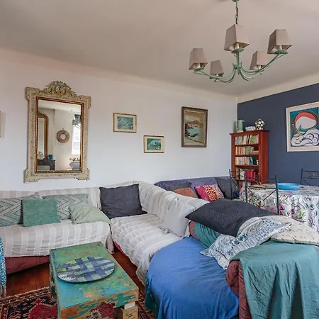 Apartment Atypique Dans Le Centre De Biarritz